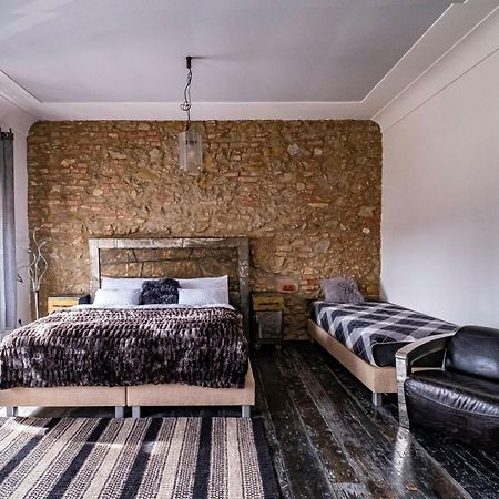 Knize Ferdinand Apartments Mikulov Esterno foto